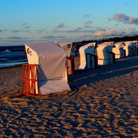 アパート Nadmorskie Tarasy Pink&blue - C215 Sea&sun コウォブジェク