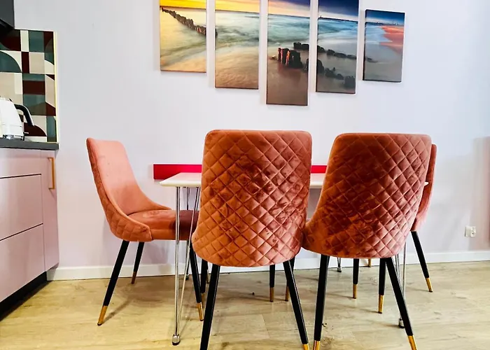 Nadmorskie Tarasy Pink&blue - C215 Sea&sun * コウォブジェク